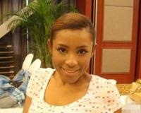 娄婧事件是道德的谴责 娄婧妈妈婚内与黑人偷情遭天谴