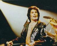 皇后乐队主唱为何过世？佛莱迪·摩克瑞患上艾滋后离世