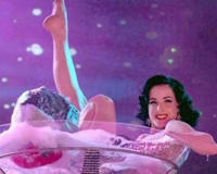 慈善家李春平美国老太到底是谁