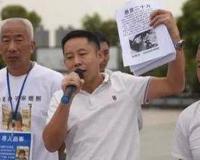 孙海洋携子归家