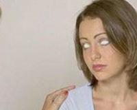 透视眼少女是真的吗，盘点那些具有透视眼的少女(眼球为白色)