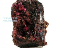 红硅硼铝钙石成分是什么?每克30万美元为何这么贵?