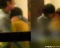 潘粤明曝出董洁王大治辣眼睛照片，董洁火辣热吻王大治出手摸臀