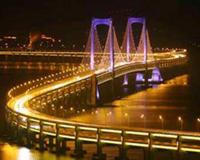 在纯白之月吧 这样判断抄袭