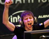 CS末代狙神不再扛狙 markeloff