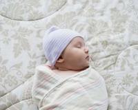 襁褓指的是什么样年龄的人 襁褓是什么意思