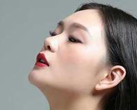 怎么让鼻梁高小妙招