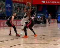 12分钟轰19分 字母哥真拼了却意外受伤 脚踝扭伤瞬间太让人揪心