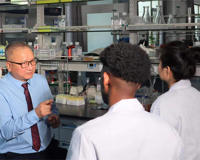 玻尿酸专家惠觅宙简介资料(这可是世界级玻尿酸专家啊)