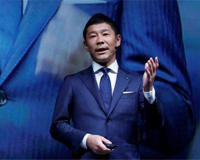 前泽友作个人资料简介(要带人免费环月飞行的男人)