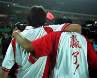 看世界杯反思国足问题到底出在了哪里(李铁作为国足教练还被带走调查了)