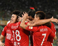 恒大球员最新转会消息(踢球的真不愁找工作啊)