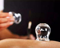 拔罐后身上出现的黑色印子是咋回事？拔罐还是蛮多好处的