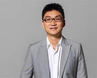 黄铮卸任拼多多CEO和马云卸任阿里CEO有什么不同？这也退的太快了吧