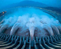 总在安徽泄洪原因，江苏在下游发洪水却很少被淹是为什么