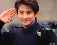 孙耀威为什么被雪藏 因与公司有分歧而选择单方面解约