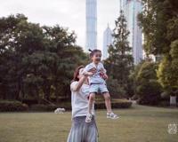 怎么看待戚薇教育女儿的方式 这种成人化理念真的好吗