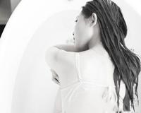 我结婚找了叔叔型男友 年纪差距好大我们会有共同话题吗