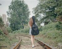 你曾经放弃过的那个人现在还好吗 你后悔过吗