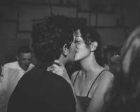 啪啪时女友说受不了要停下来吗