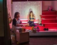 潜入红灯区，记录工作中的日本学生妹