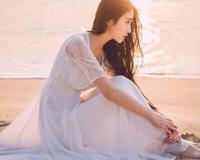 女同学把我拉到她房间 口述我为女同学按摩的风波