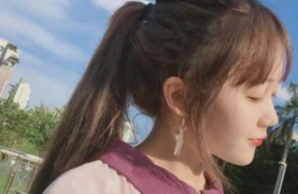 学长两个人一起会撑坏的 教学楼里学长要了我