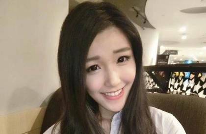 在公交车上被撞了八次 坐公交车最后一排被强行要了