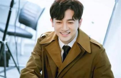 苏有朋早期三级片镜头 尺度之大令人咋舌