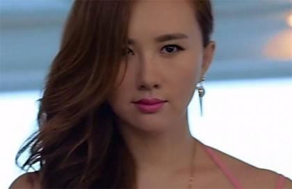 孟瑶早期大尺度电影曝光 没想到这么性感