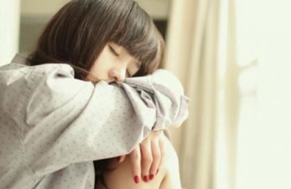 被老板抱进办公室糟蹋 老板抱着我边开会边做