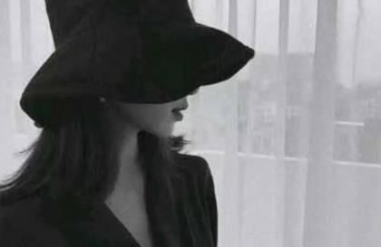 被老板抱进办公室糟蹋 老板抱着我边开会边做