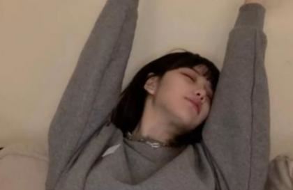 我十二岁就做了不干净的事 学长把我带到家要了