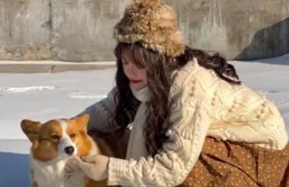 我十二岁就做了不干净的事 学长把我带到家要了