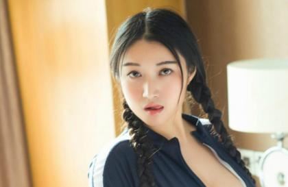 一次在农村的艳遇经历 寂寞女邻居竟偷上我的房间