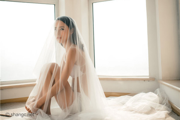 欺骗感情的女人后果会怎样 骗了别人害了自己