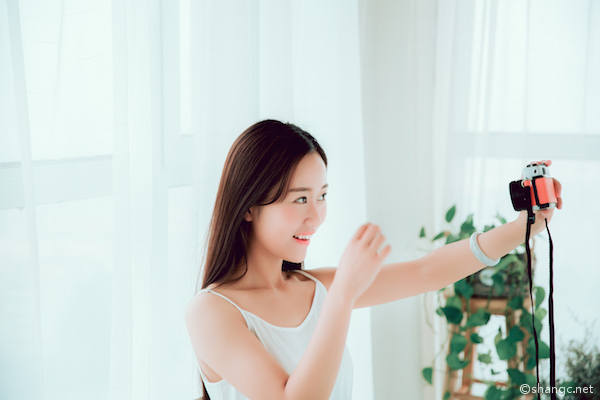 新房子装修后放什么花 五种绿植除甲醛效果超好