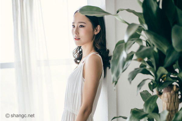 新房子装修后放什么花 五种绿植除甲醛效果超好