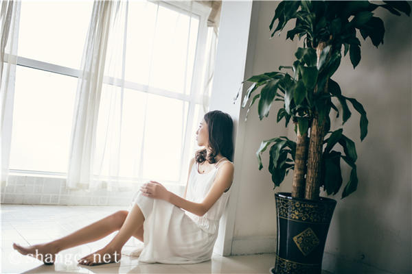 女人为什么喜欢打扮自己 听心理专家给你讲解