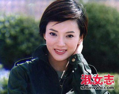 彭丹吃奶门照是怎么回事 彭丹被吃奶三级