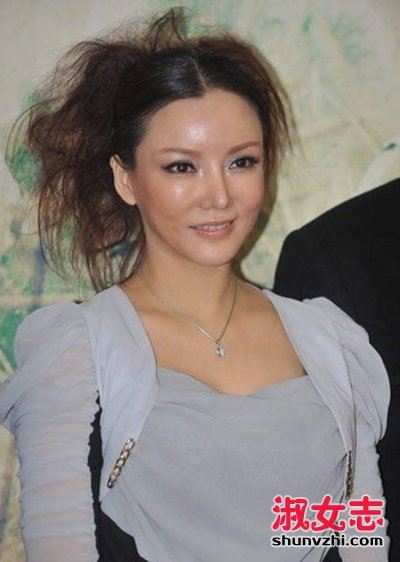 彭丹吃奶门照是怎么回事 彭丹被吃奶三级