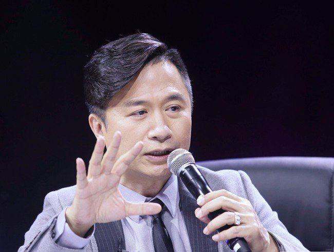 黄舒骏前妻张小燕资料 曾有过两段婚姻