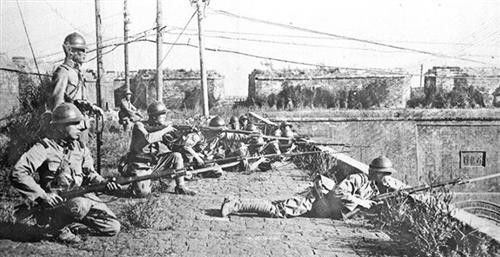 冯治安为什么不起义 追随蒋介石去往台湾结局