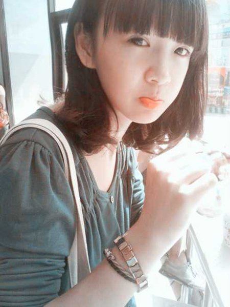 张依依真实照片 生活素颜对比照