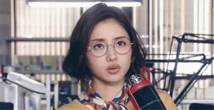 石原爱个人资料 3D豪情当掀衣露半球