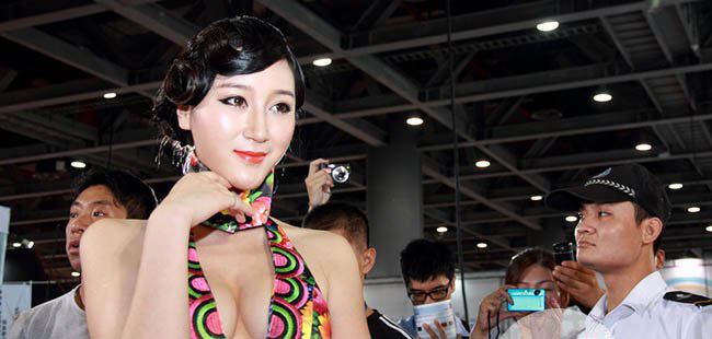 吴稀儿不照雅全图 疯狂挤奶的画面没底线