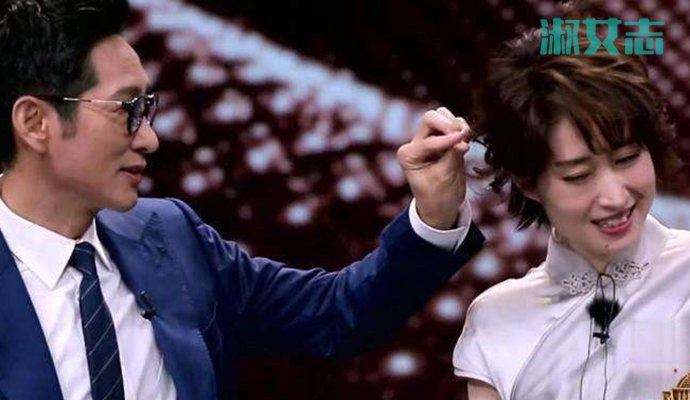 刘敏涛的老公王劲松吗 刘敏涛离婚原因是什么