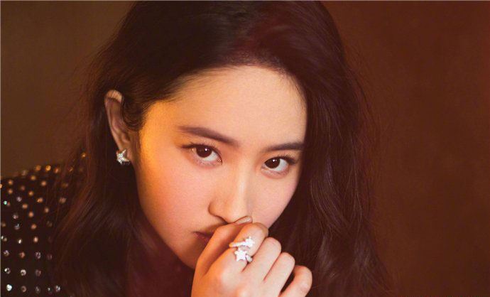 刘亦菲不雅62图 刘亦菲艳门无删照片真相