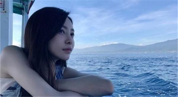 于文文个人简历、结婚了吗 老公是谁