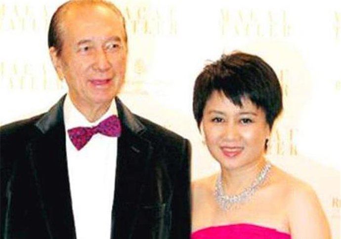 何鸿燊咋那么老还能生 何鸿燊如何使四太怀孕